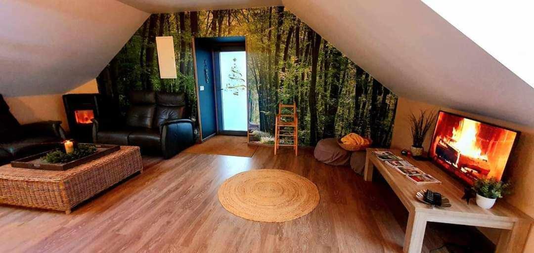 La Maison Du Sabotier Custinne Esterno foto